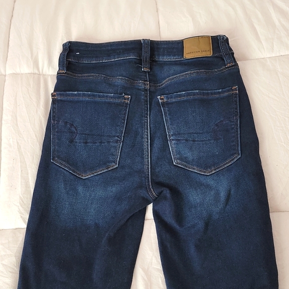American Eagle Super Hi-Rise Jeggings - Picture 9 of 12